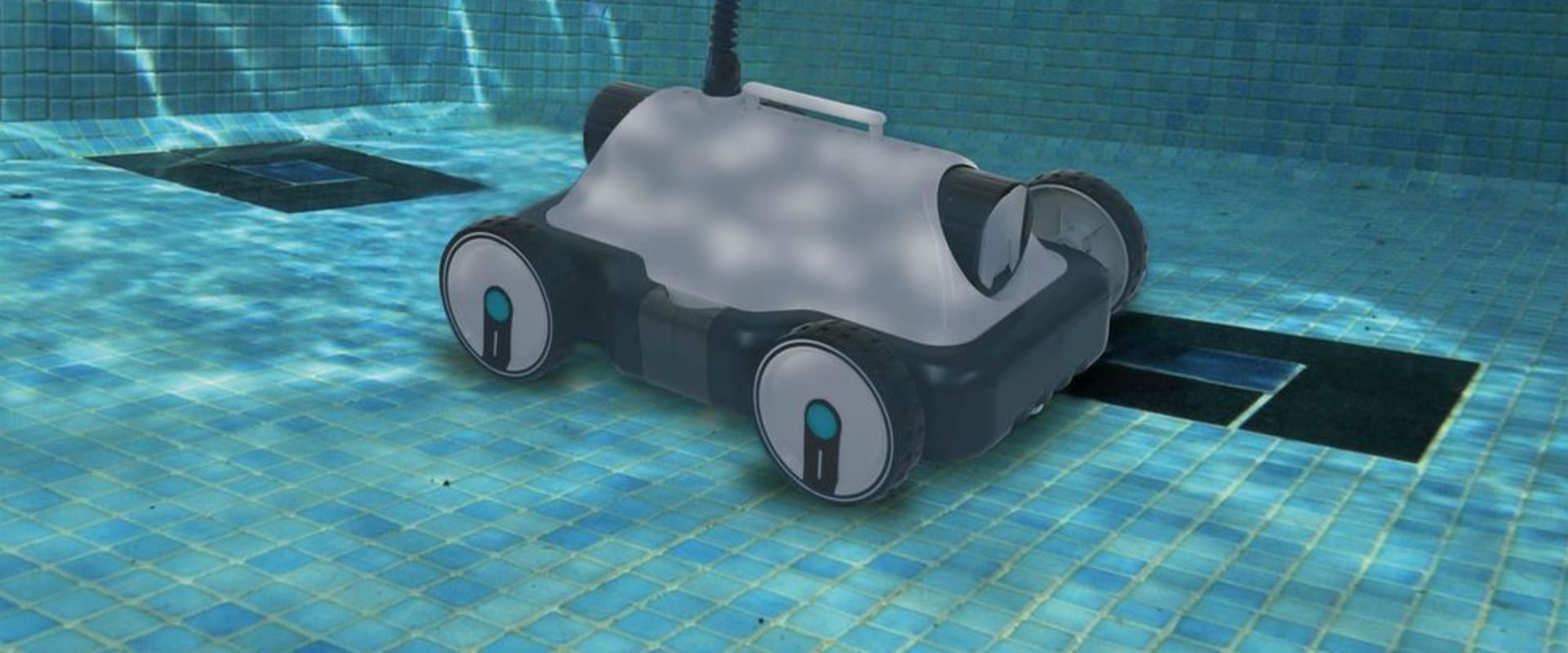 Using a Robotic Pool Cleaner: Automatic Cleaning Methods